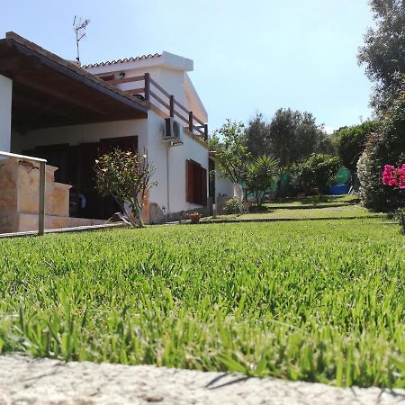 Villino Veronica Porto Columbu - Perd'E Sali ภายนอก รูปภาพ